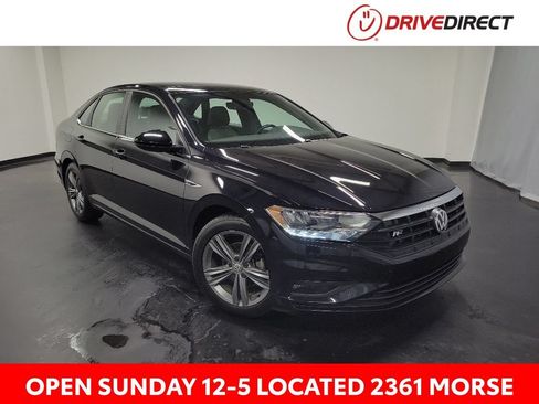 Used 2021 Volkswagen Jetta R-Line FWD image 1