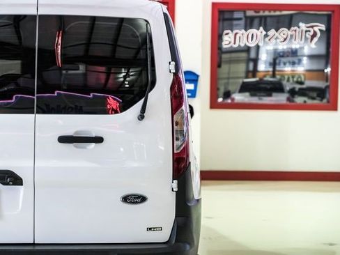Used 2017 Ford Transit Connect XL image 42