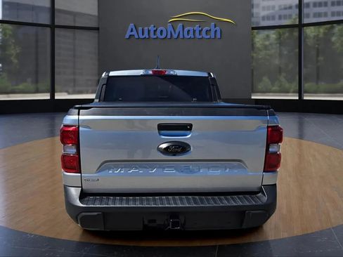 Used 2023 Ford Maverick Lariat w/ Black Appearance Package image 8