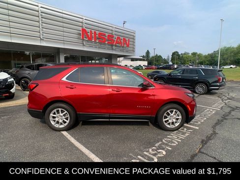 Used 2022 Chevrolet Equinox LT AWD/4WD image 2