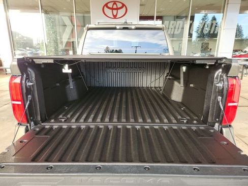 Used 2024 Toyota Tacoma TRD Sport image 13