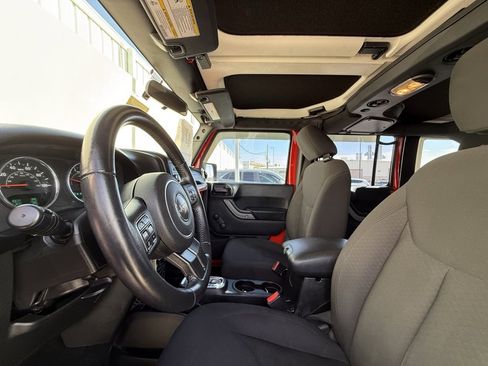 Used 2017 Jeep Wrangler Unlimited Sport w/ Dual Top Group image 5