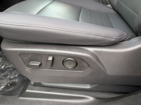 Certified 2025 GMC Hummer EV 2X w/ LPO, Sport Package image 19