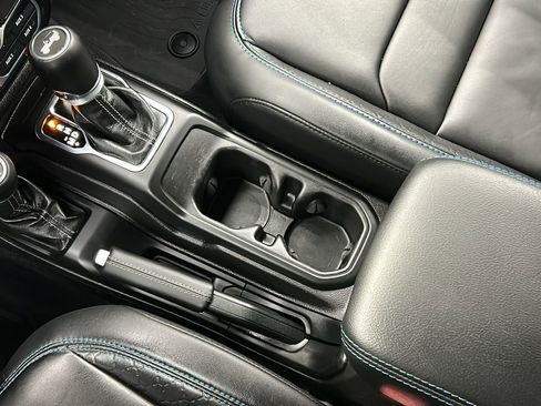 Used 2024 Jeep Wrangler High Altitude image 23