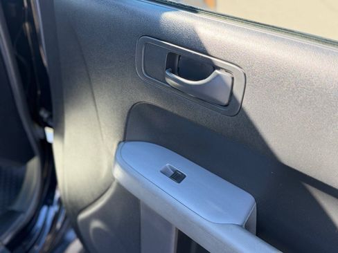Used 2006 Honda Element EX image 46