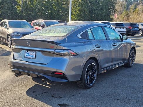 New 2026 Nissan Sentra SR w/ SR Premium Package image 5