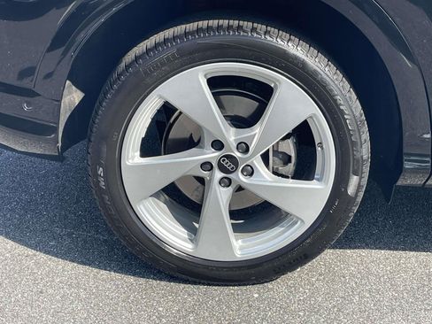 Certified 2025 Audi Q5 Premium Plus AWD/4WD image 9