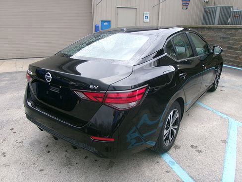Used 2022 Nissan Sentra SV image 4
