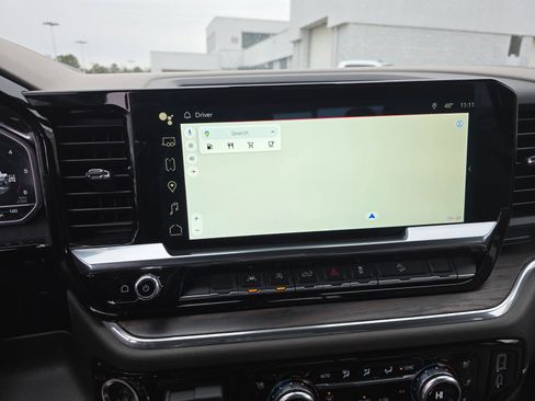 Used 2024 GMC Sierra 1500 SLT w/ SLT Premium Package image 25