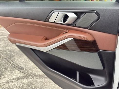 Used 2019 BMW X5 xDrive40i w/ Convenience Package image 26