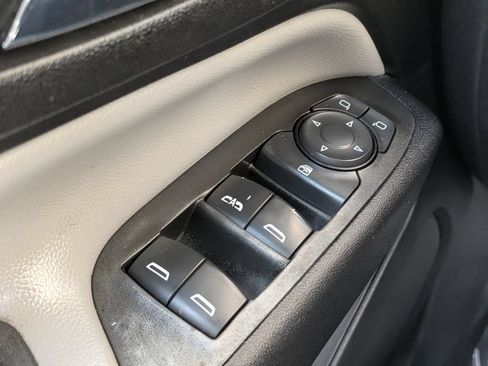 Certified 2020 Chevrolet Equinox LS FWD image 21