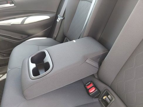 Used 2020 Toyota Corolla LE image 35