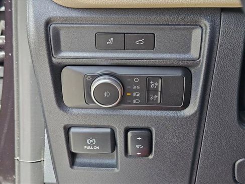 Used 2022 Ford Expedition Max Limited RWD image 12
