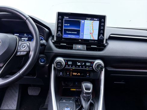 Used 2022 Toyota RAV4 Limited AWD/4WD image 10