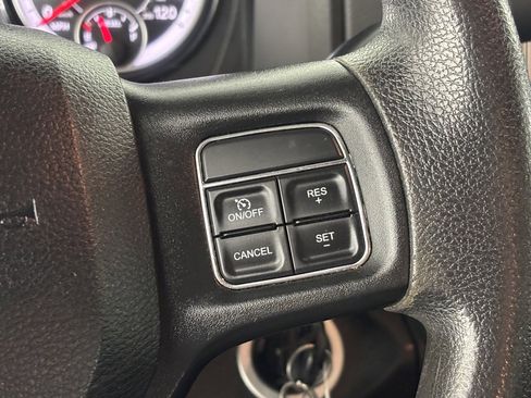 Used 2018 RAM 2500 SLT image 19