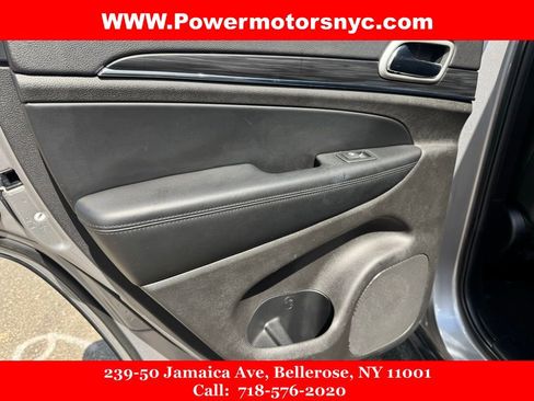Used 2020 Jeep Grand Cherokee Limited image 27