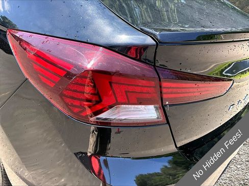 Used 2019 Hyundai Elantra Sport w/ Premium Package 03 FWD image 28