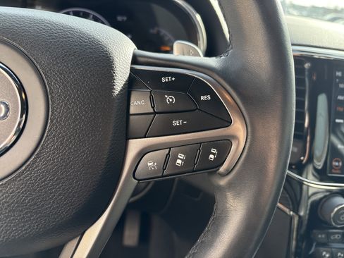 Used 2019 Jeep Grand Cherokee Limited X image 20