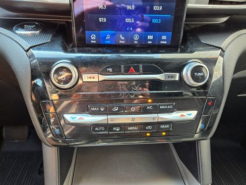 Used 2024 Ford Explorer ST w/ Equipment Group 401A AWD/4WD image 27
