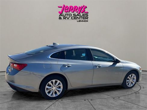 Used 2024 Chevrolet Malibu LT image 16