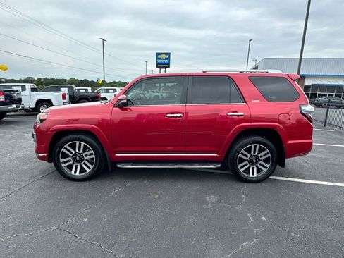Used 2019 Toyota 4Runner Limited RWD image 9