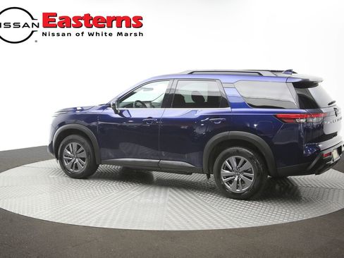 Used 2025 Nissan Pathfinder SV FWD image 61