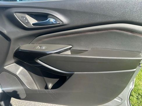 Certified 2024 Chevrolet Trax RS w/ Driver Confidence Package image 24