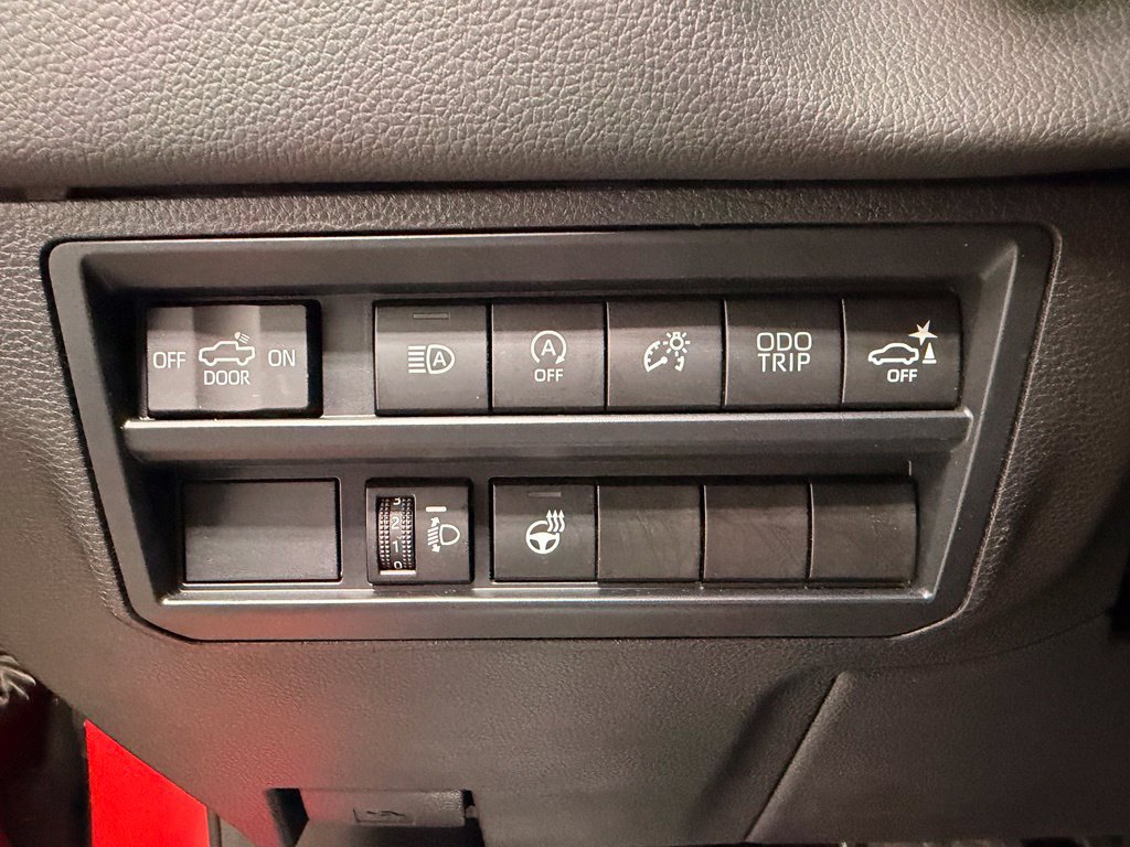 Used 2024 Toyota Tundra Limited w/ TRD Off-Road Package AWD/4WD image 28