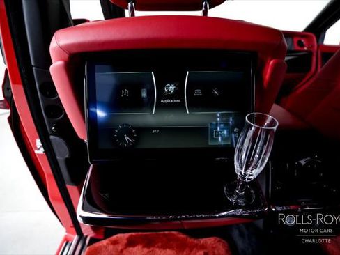 Certified 2024 Rolls-Royce Phantom Extended Wheelbase w/ The Phantom Package image 21