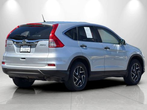 Used 2016 Honda CR-V SE image 2