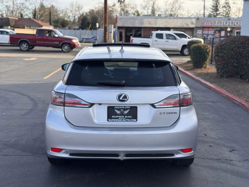 Used 2011 Lexus CT 200h Premium w/ Premium Audio Pkg FWD image 5