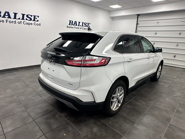 Used 2024 Ford Edge SEL AWD/4WD image 10