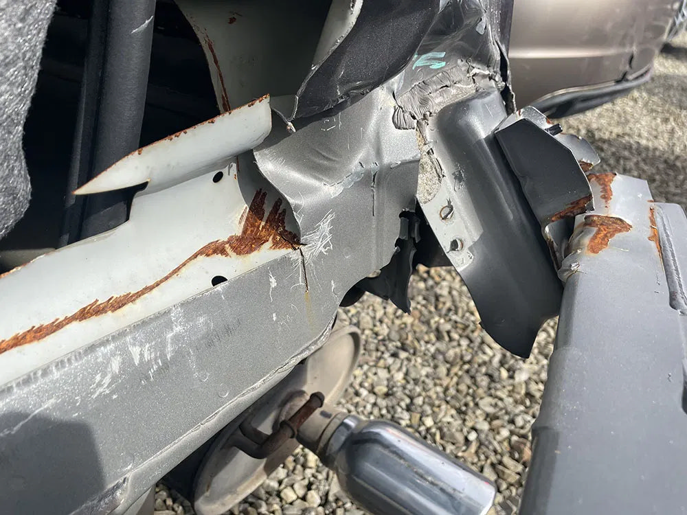 Used 2018 Ford Taurus SEL w/ Equipment Group 201A FWD image 12