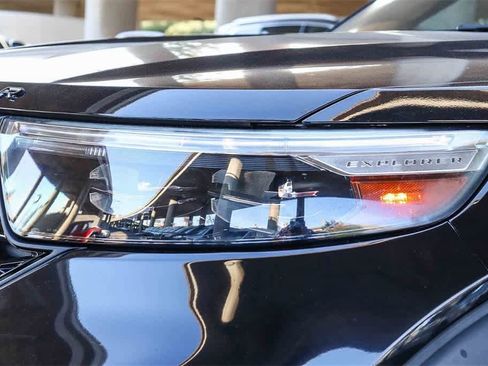 Used 2020 Ford Explorer ST w/ ST Street Pack image 7