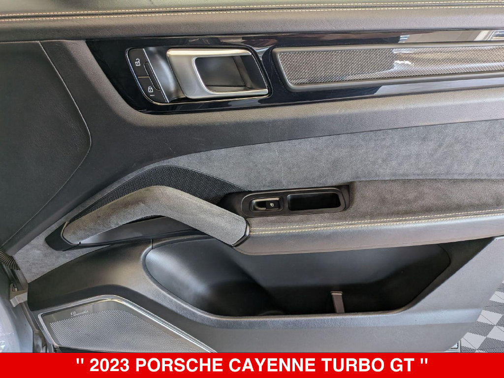 Used 2023 Porsche Cayenne Turbo GT AWD/4WD image 32