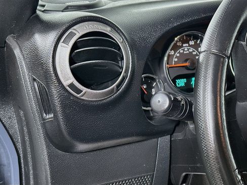 Used 2016 Jeep Wrangler Sport w/ Connectivity Group AWD/4WD image 10
