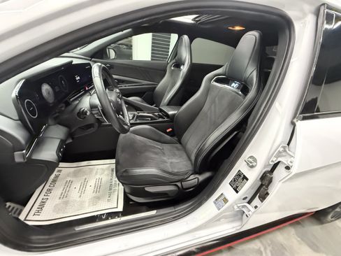 Used 2023 Hyundai Elantra N image 11