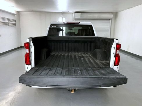 Used 2021 Chevrolet Silverado 1500 Custom image 21