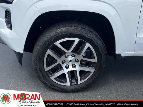 Certified 2023 Chevrolet Colorado Z71 w/ Z71 Convenience Package 2 AWD/4WD image 11