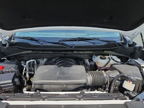 Used 2025 Chevrolet Silverado 1500 LT Trail Boss w/ Convenience Package II image 10