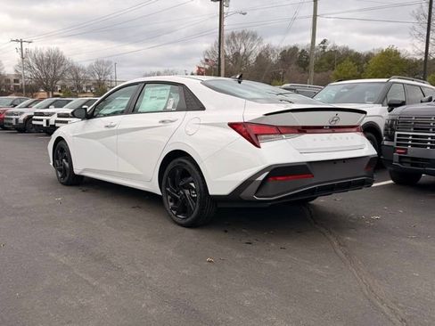 New 2026 Hyundai Elantra SEL Sport image 5