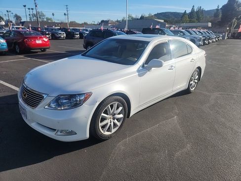 Used 2007 Lexus LS 460 image 1