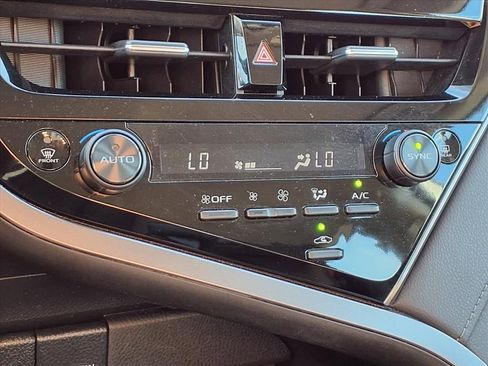 Used 2024 Toyota Camry LE image 11