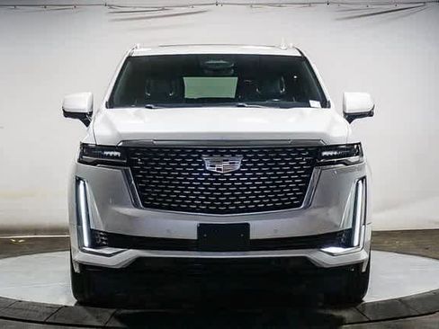 Used 2021 Cadillac Escalade Premium Luxury image 6