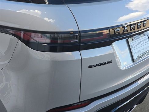 Used 2024 Land Rover Range Rover Evoque S image 36