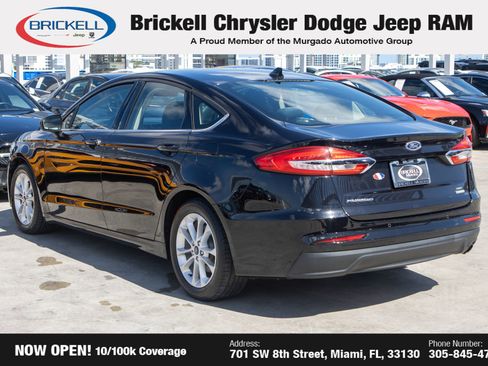Used 2019 Ford Fusion SE image 7