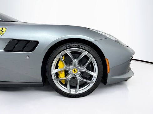 Certified 2019 Ferrari GTC4Lusso T image 28