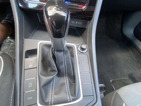 Used 2025 Volkswagen Jetta Sport FWD image 26