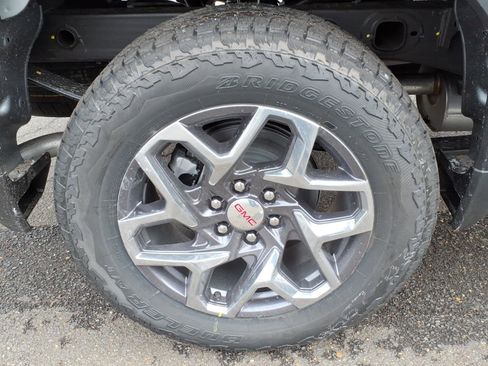 New 2026 GMC Sierra 1500 Pro w/ Pro Value Package image 7