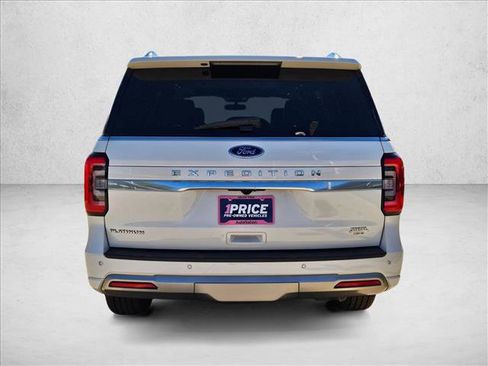 Used 2022 Ford Expedition Platinum image 7